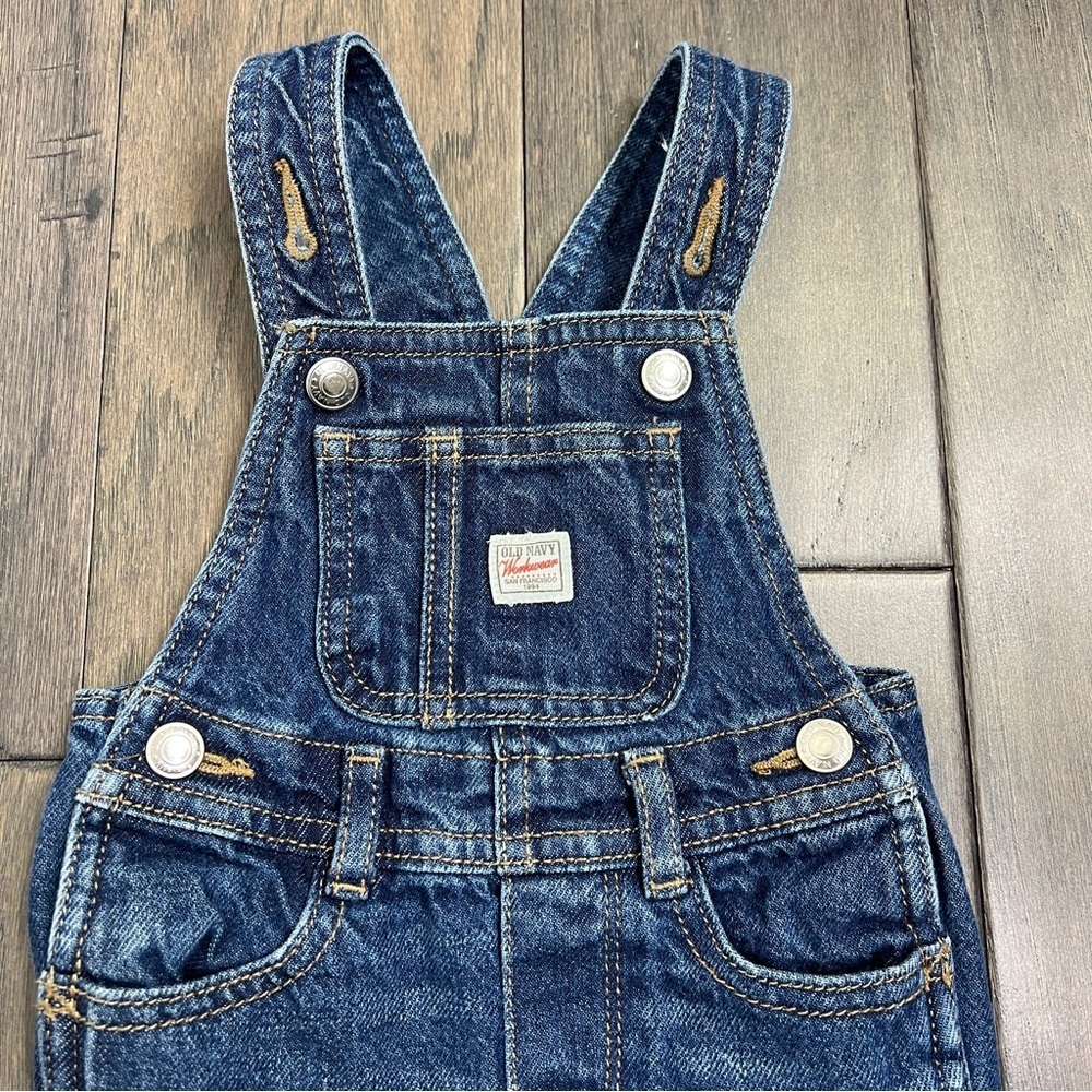 Old Navy Workwear Baby Denim Overalls 6-12 Months Dark Wash Cotton - Picture 3 of 7